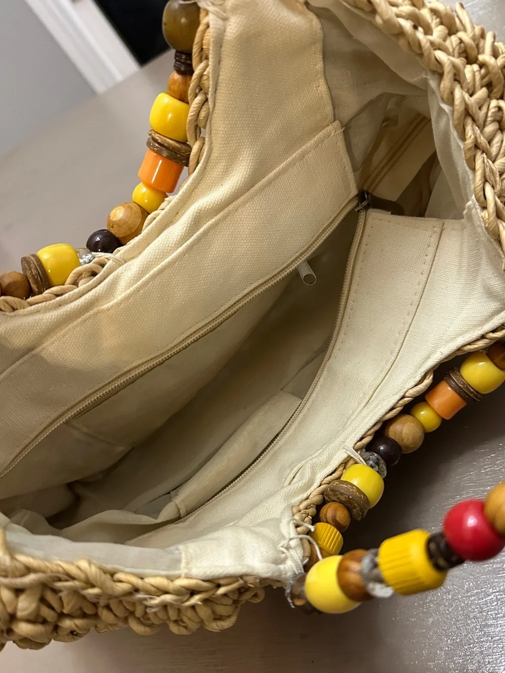 Vintage Straw Woven Tote Bag Beaded Wooden Handles Beach Summer Vacation Purse